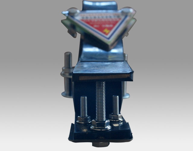 避免靜電積聚：導(dǎo)靜電橡膠拖地帶的創(chuàng)新設(shè)計